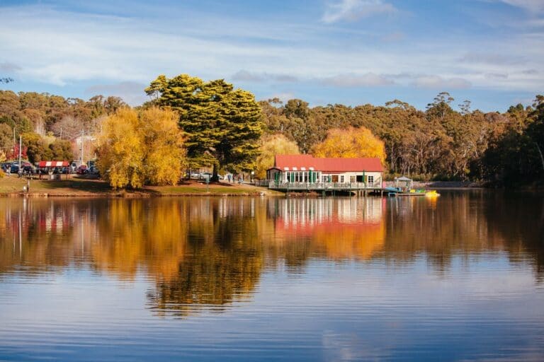 A popular destination in Daylesford is the Lakehouse