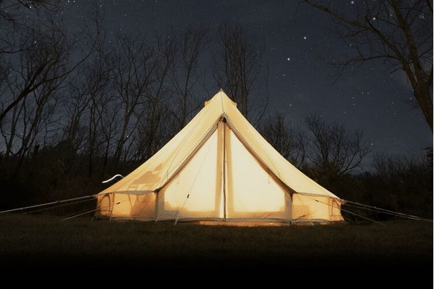Coolendel Camp glamping tent at night